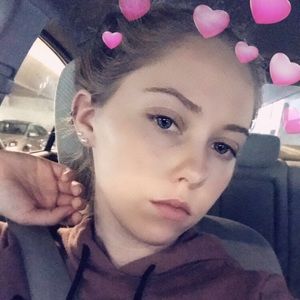 Meet your Posher, Kendall